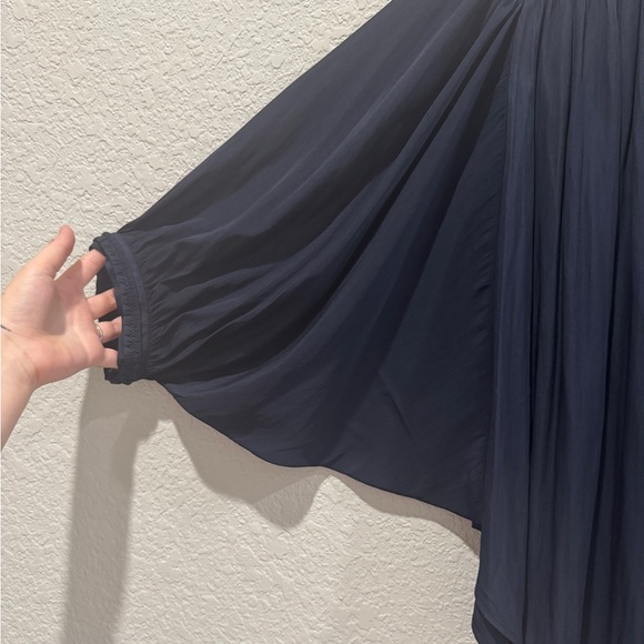 Chico’s Navy Braided Trim Blouse NWT Size 1 Small - Picture 4 of 10